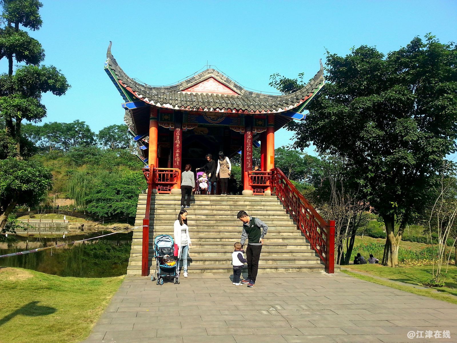 f25a031fd8.jpg
