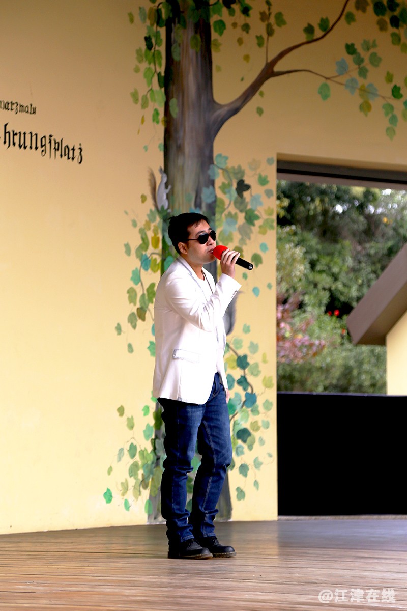 文艺表演 (11).jpg