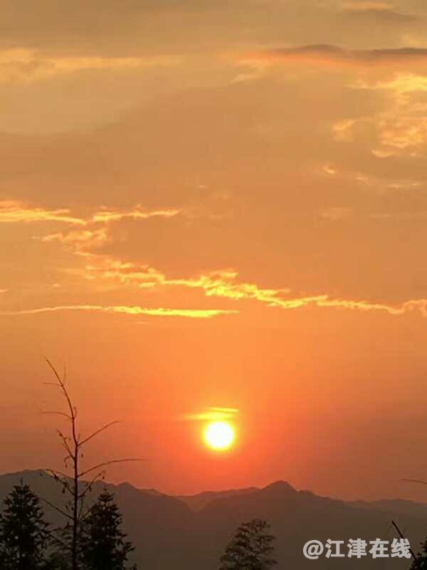 夕阳.jpg