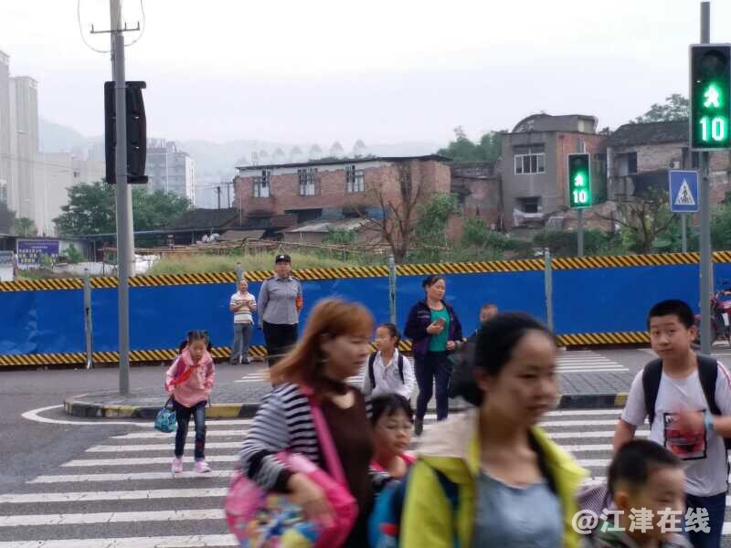 20180504345811525408110033042.jpg
