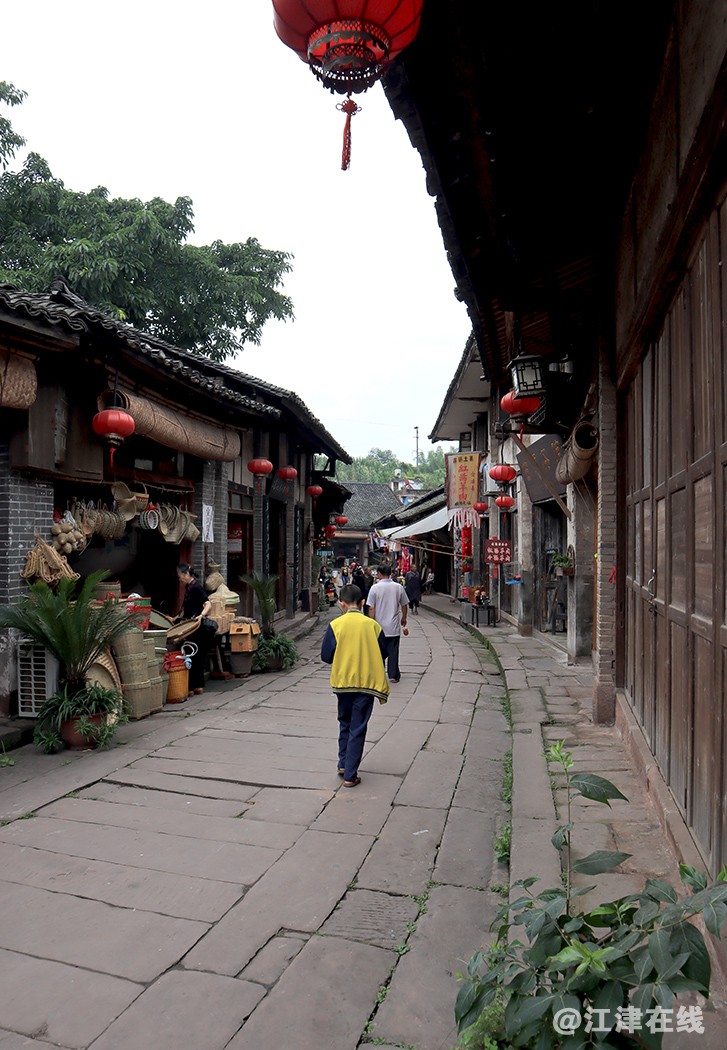 古镇街景 (4).jpg