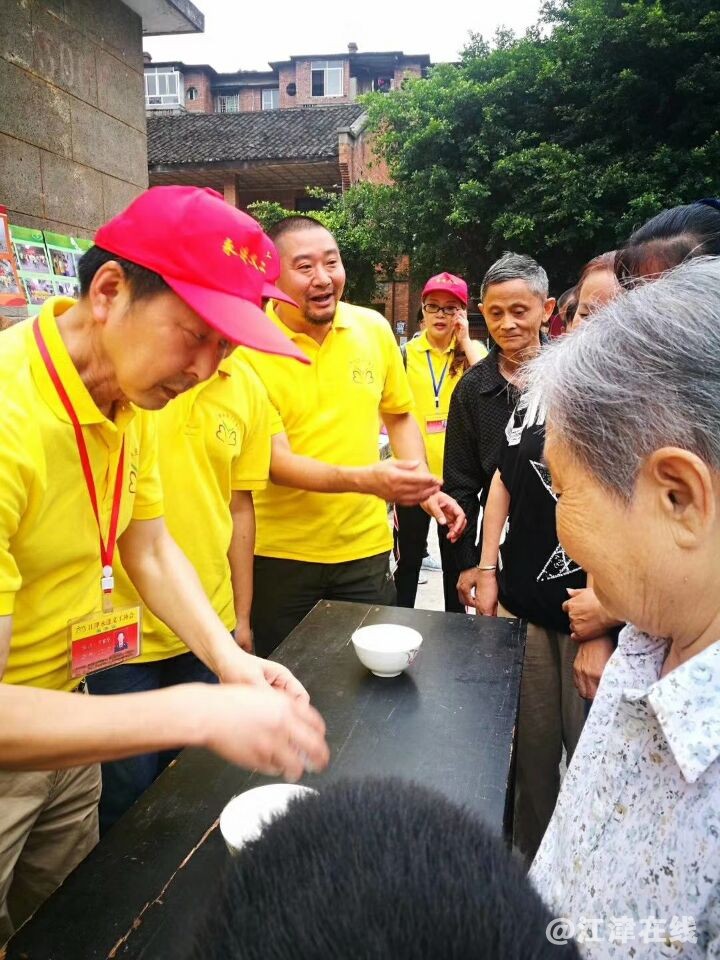 关爱三线老军工，江津永进义工在行动