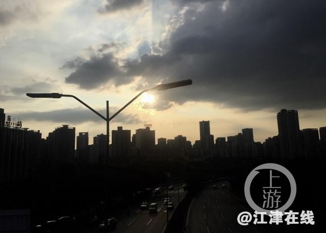 93a50003e9621eba7eaf.jpg