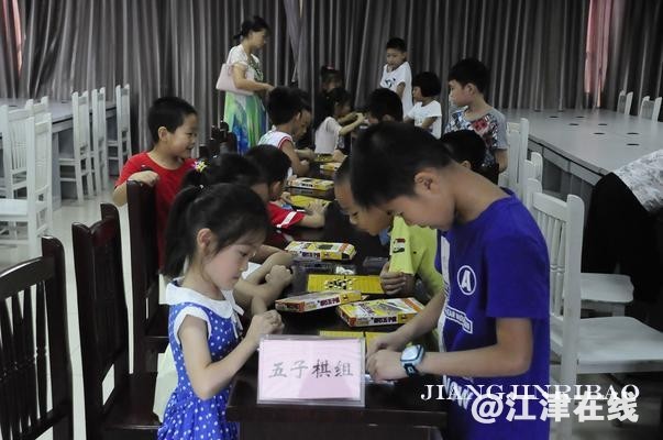 433f4853-24df-493a-addc-ec4a9cf194be.jpg