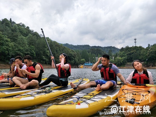 c188c0f0-7dfe-451e-8ae8-35aa231fdb90.jpg