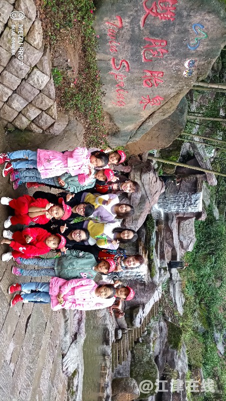 P81013-150039.jpg