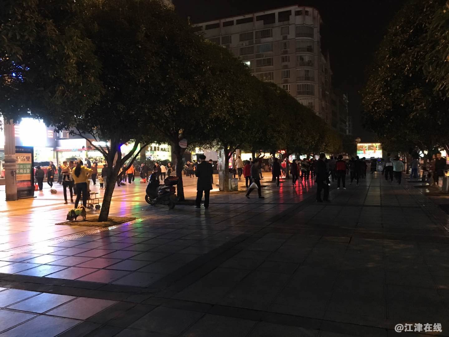步行街11.jpg