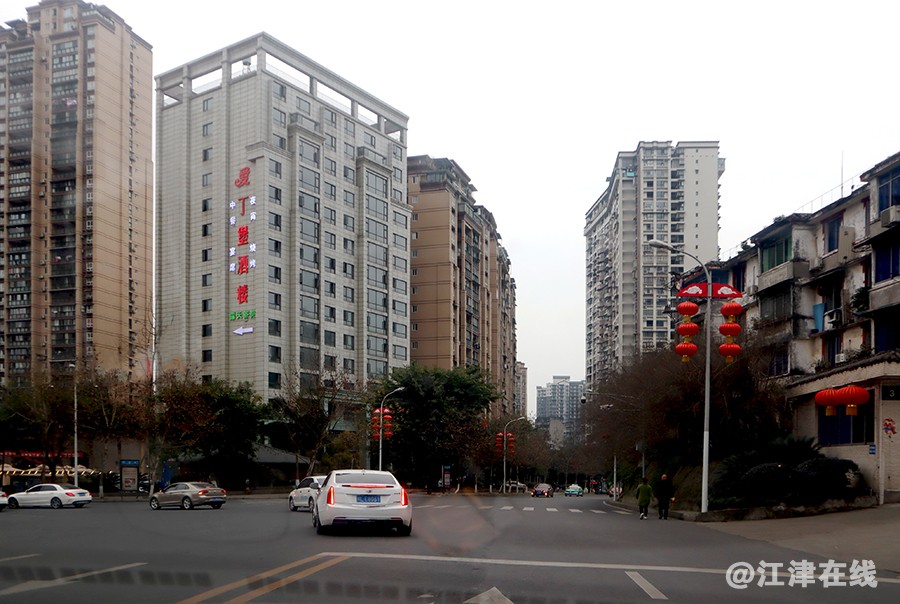 乐山市容 (8).jpg