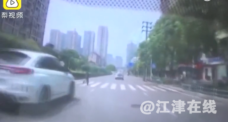 E5491FE2-ED46-4cf1-A7D7-3E71202F0968.png