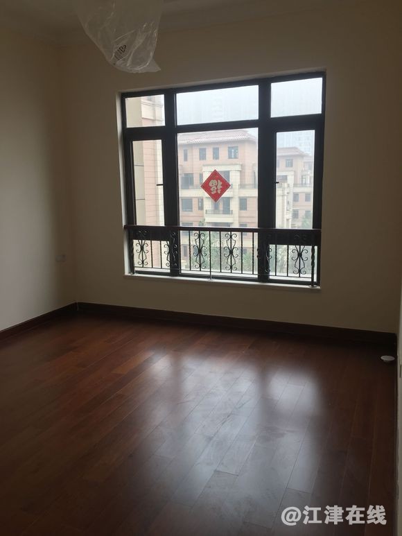 Zk57K688cei25e56.jpg