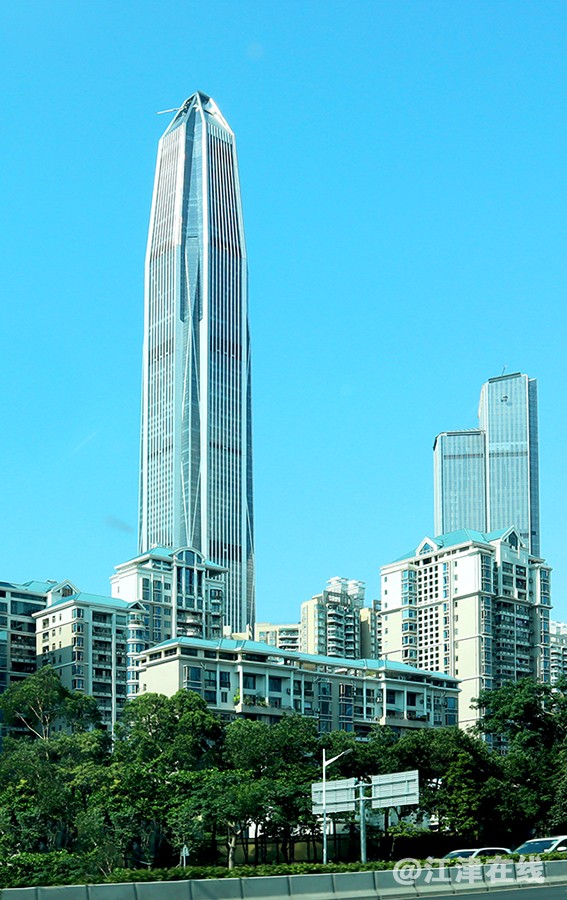 平安大厦上观光 (2).jpg