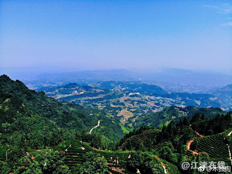 骆崃山山体风貌