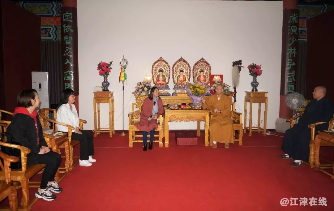 212641kiwwgvgwgzgilg70.jpg