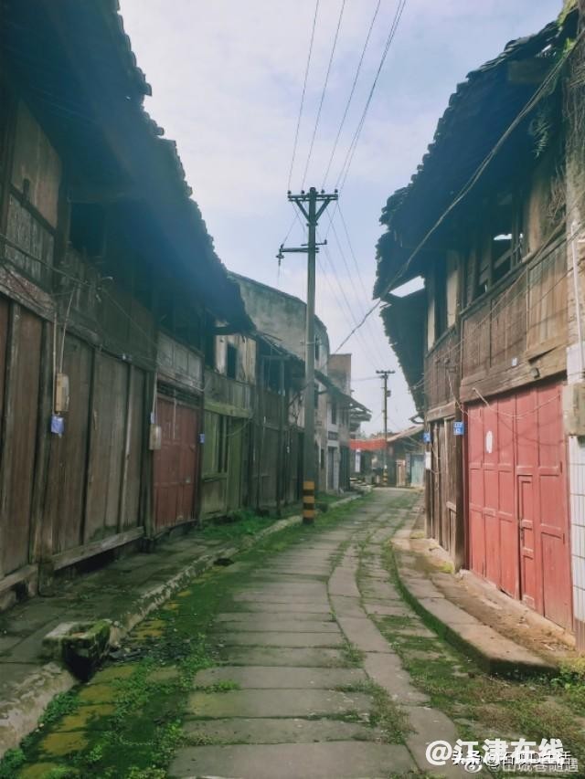 897cf6c7830c4d0ca782a71a7842156d.jpg