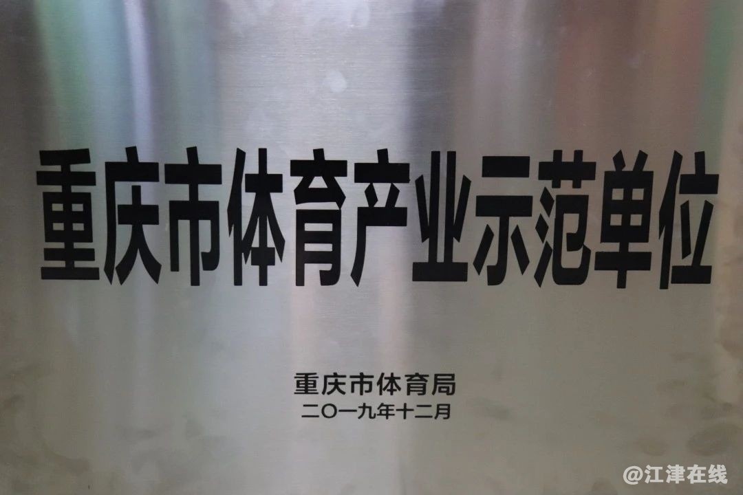 38701c44bf8d2145235109568840fa0a.jpg