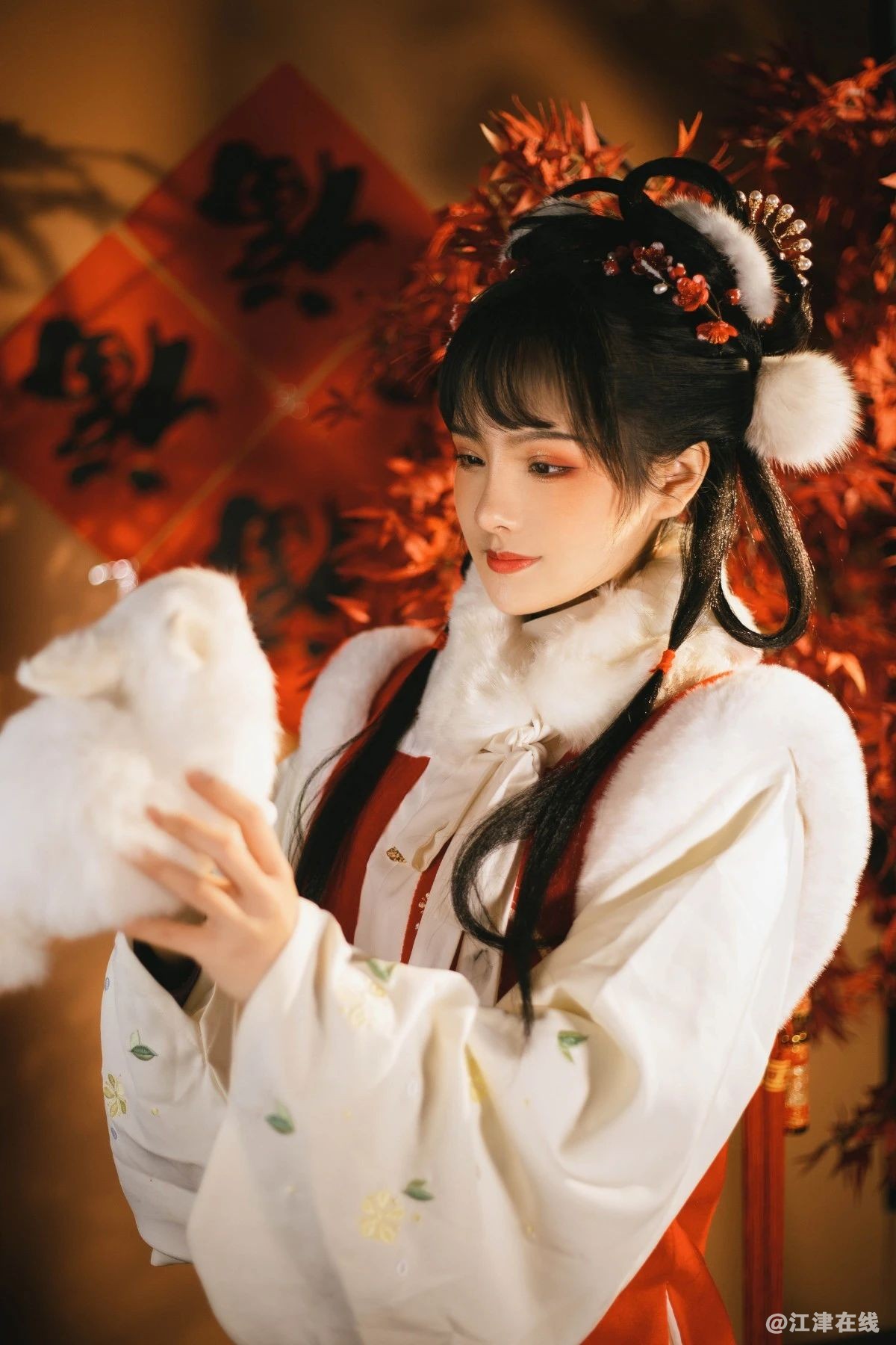 ff69876ab6fd63c39a8162d14957dfa1.jpg