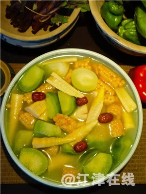 院子春天