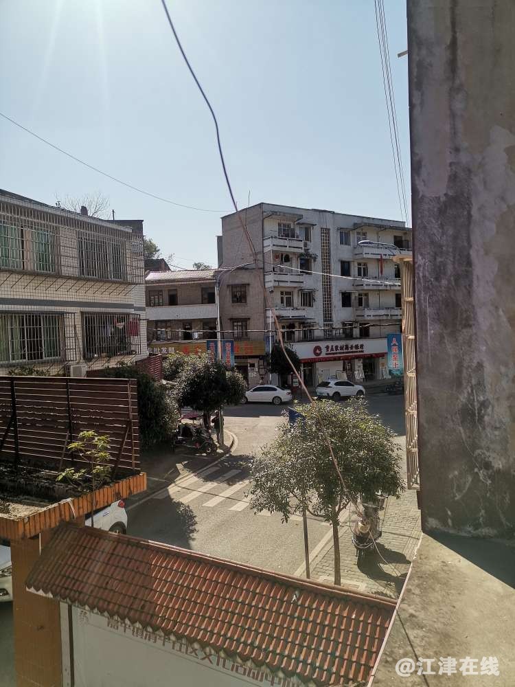 20221019144613front2_0_418174_FpUv3w1YIuNJYjQoDTophKdA3qQ1.jpg