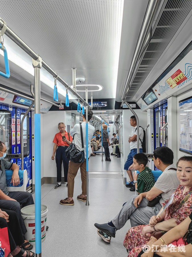 江跳线跳蹬发车 (2).jpg