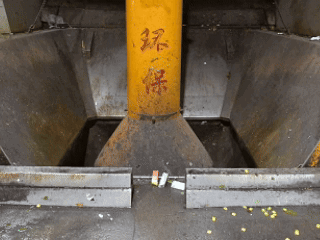 1f45221beadc04071fa3f2f07a7c8f32.gif