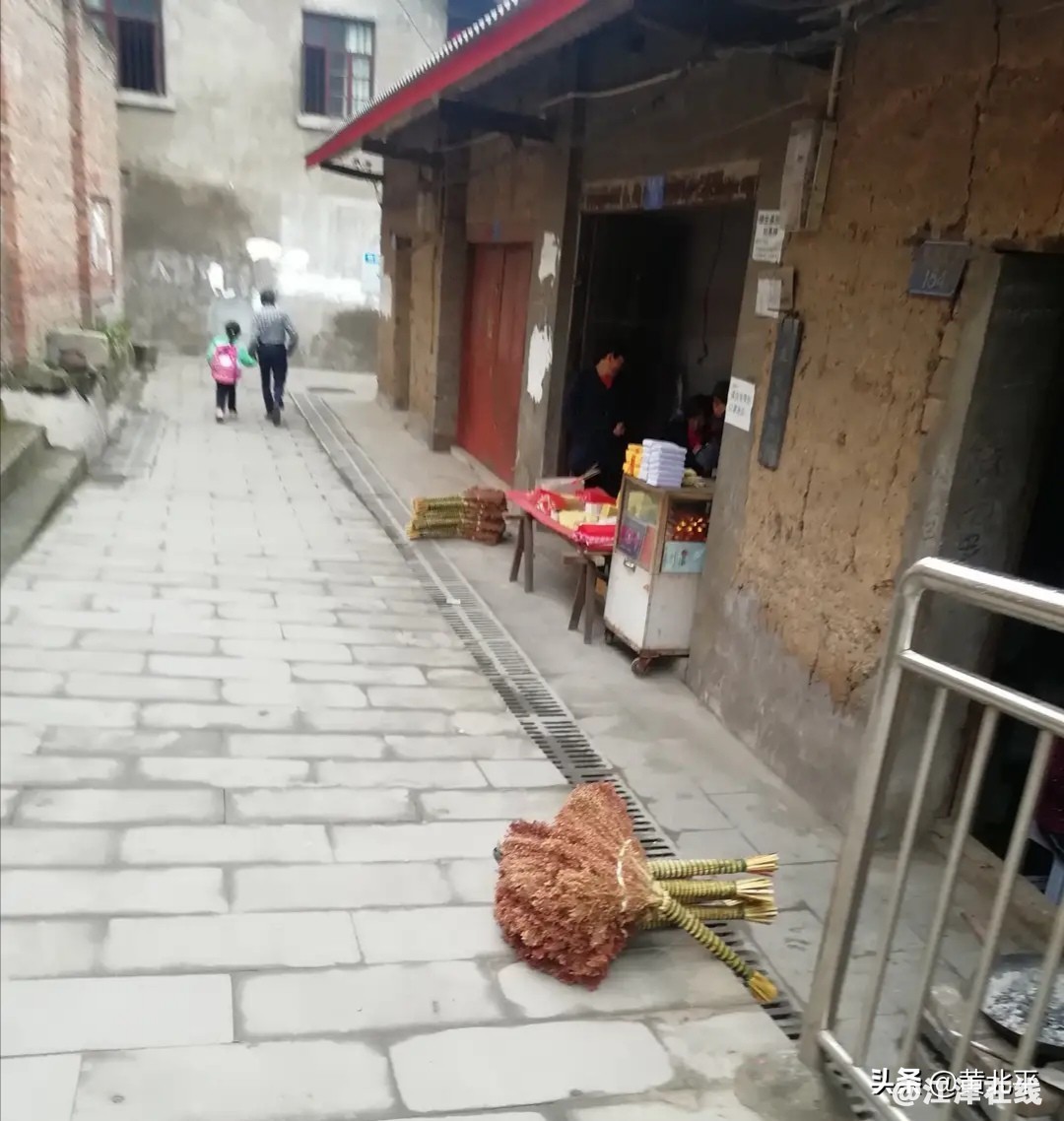 60f179be461f4ae7ad60004cd4c9ba6f~tplv-tt-origin-web:gif.jpeg?_iz=58558&from=article.jpg