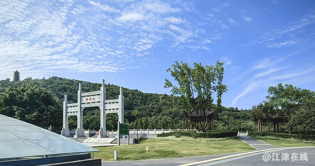 人和湖 (1).jpg