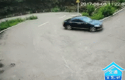 8d5649046f3b442c8ce44fbff14f8d7c.gif
